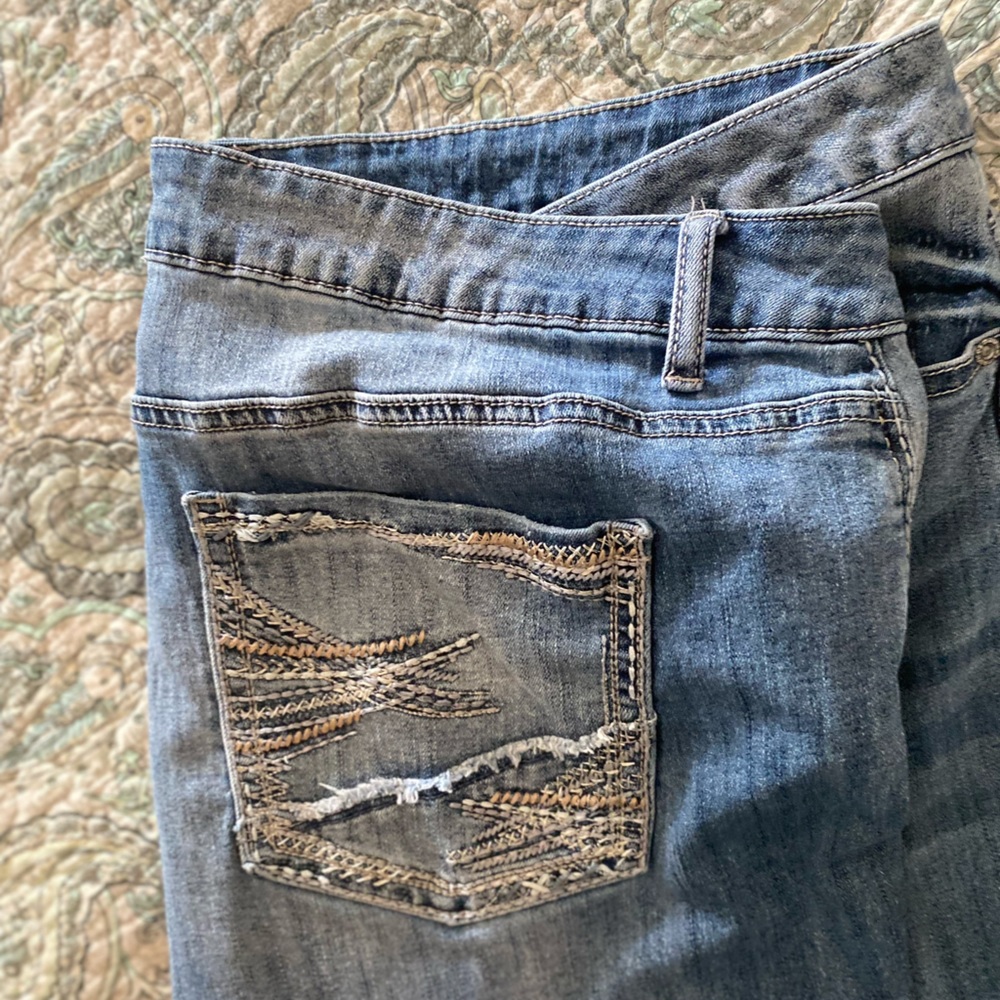 Maurice’s cropped jeans